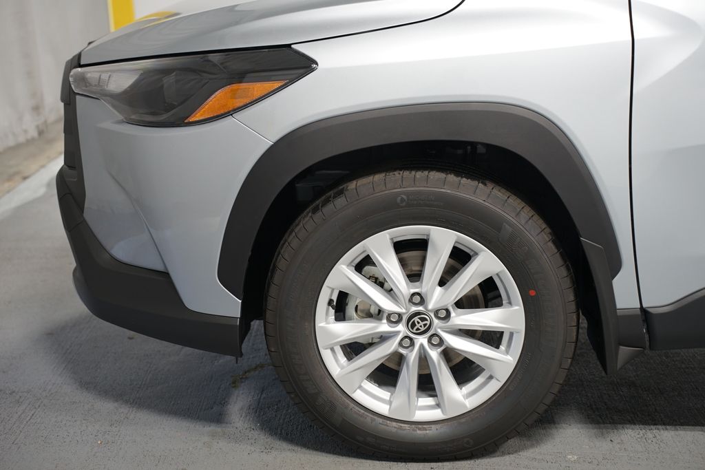 Thumbnail: 2026 Toyota Corolla Cross - 5