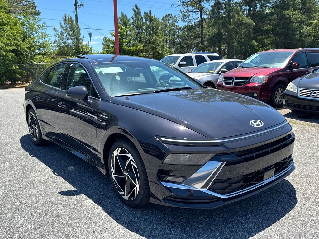 2025 Hyundai Sonata SEL Convenience photo 2