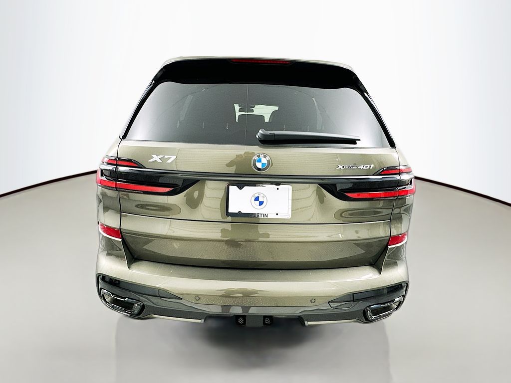 Thumbnail: 2026 BMW X7 - 6
