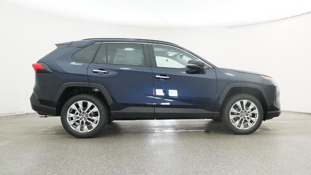 Thumbnail: 2025 Toyota RAV4 - 13