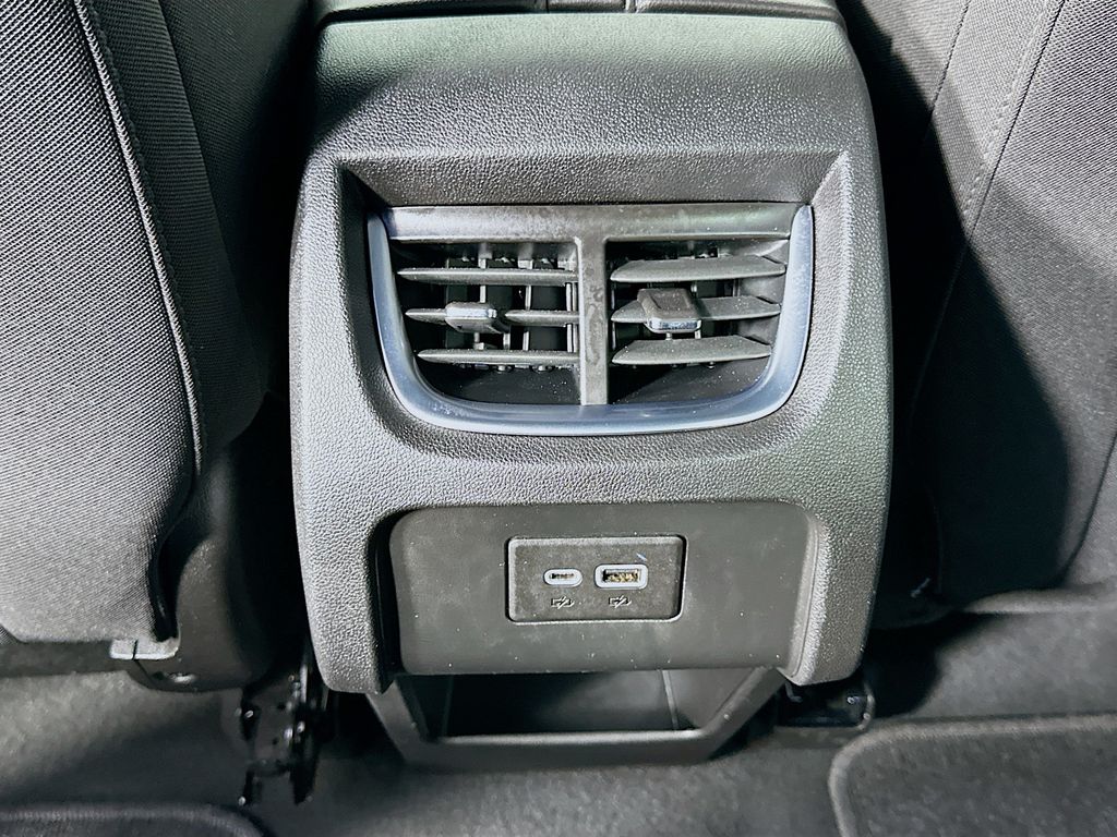 Thumbnail: 2022 Chevrolet Blazer - 24