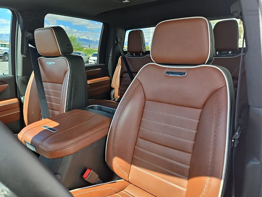 Used 2026 White GMC Denali Ultimate image 26