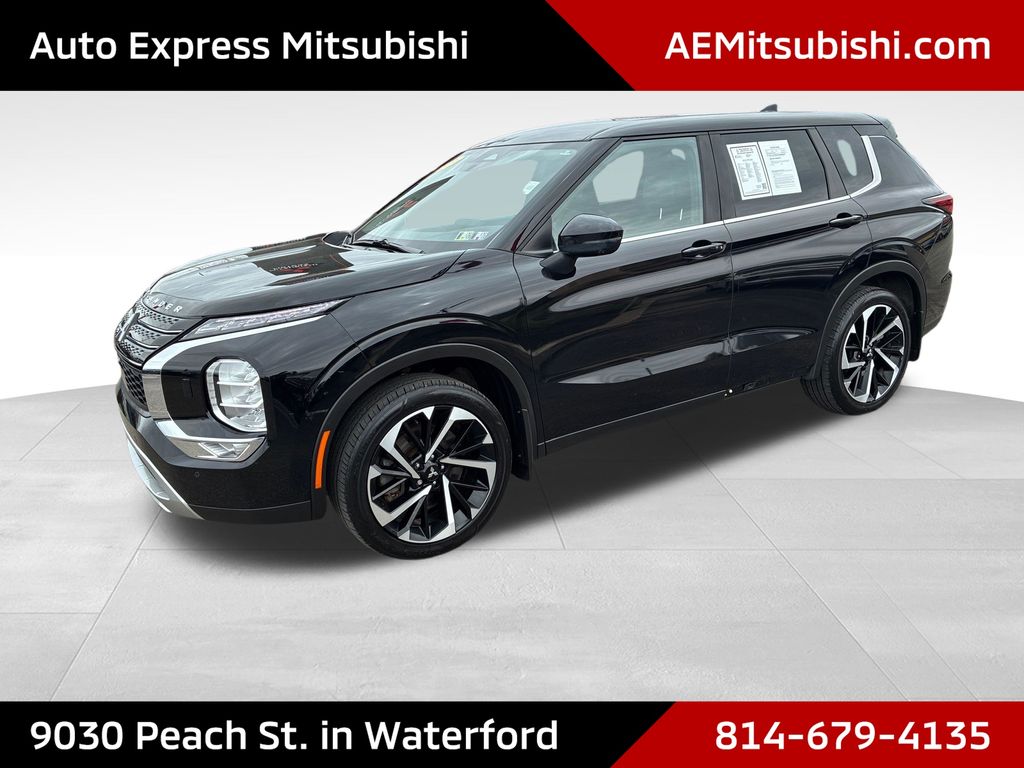 2023 Mitsubishi Outlander SE  at Auto Express Mitsubishi