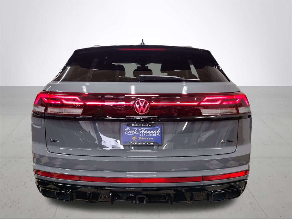 2026 Volkswagen Atlas Cross Sport 2.0T SEL R-Line Black