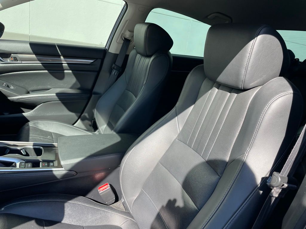 Thumbnail: 2022 Honda Accord - 26