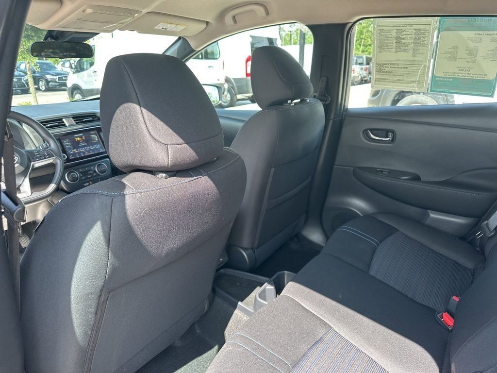 2024 Gun Metallic Nissan LEAF S FWD Hatchback