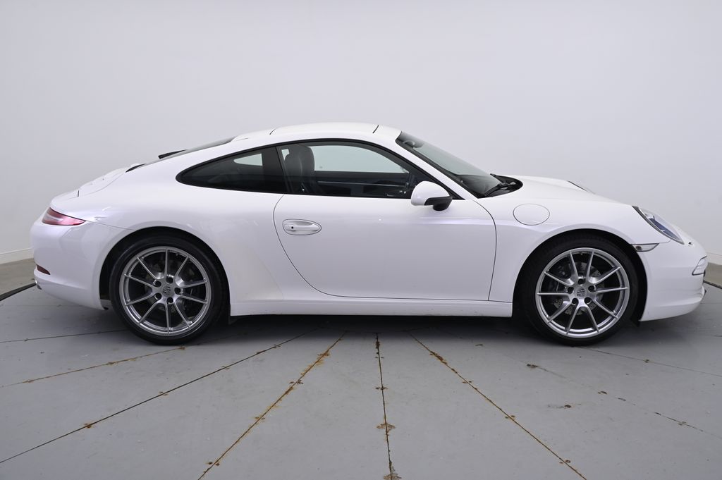Thumbnail: 2012 Porsche 911 - 8