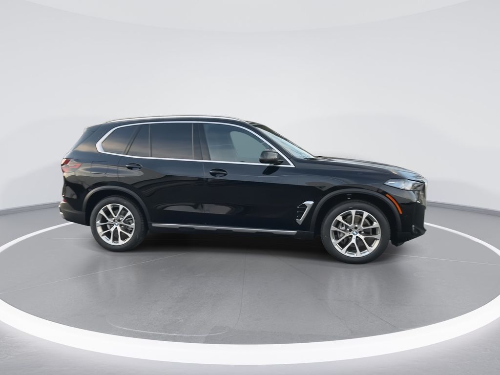 Thumbnail: 2026 BMW X5 - 9