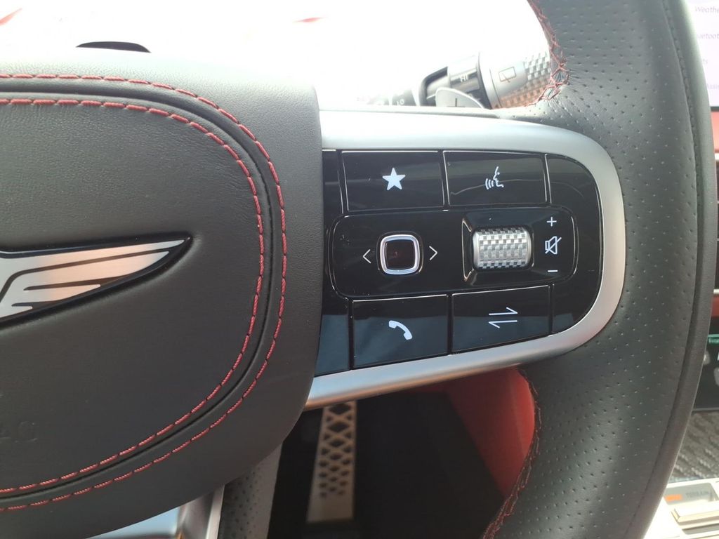 New 2026 Genesis GV70 SUV