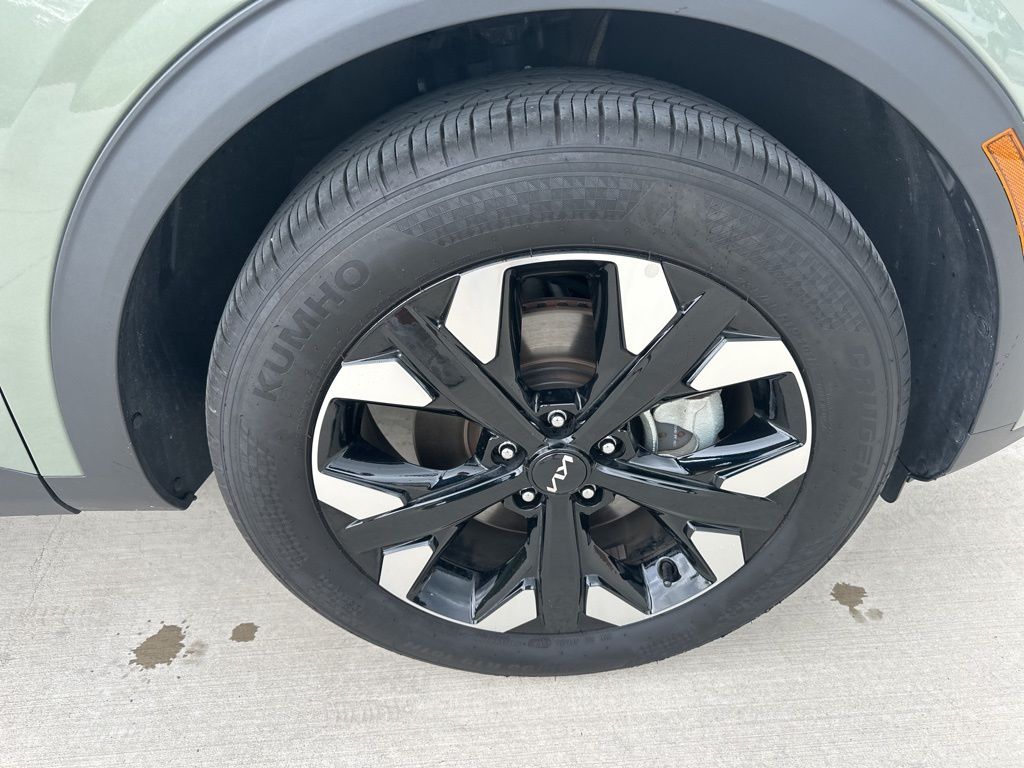 2024 Jungle Green Kia Sportage X-Line AWD SUV