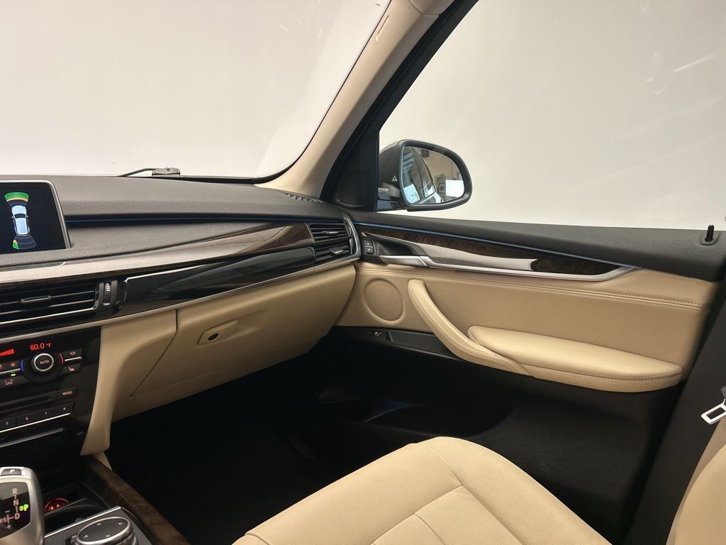 Thumbnail: 2016 BMW X5 - 26