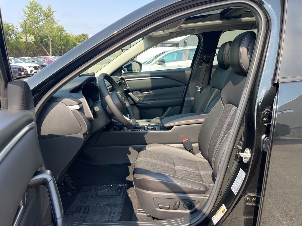 New 2026 Jet Black Mica Mazda 2.5 S Meridian Edition image 20