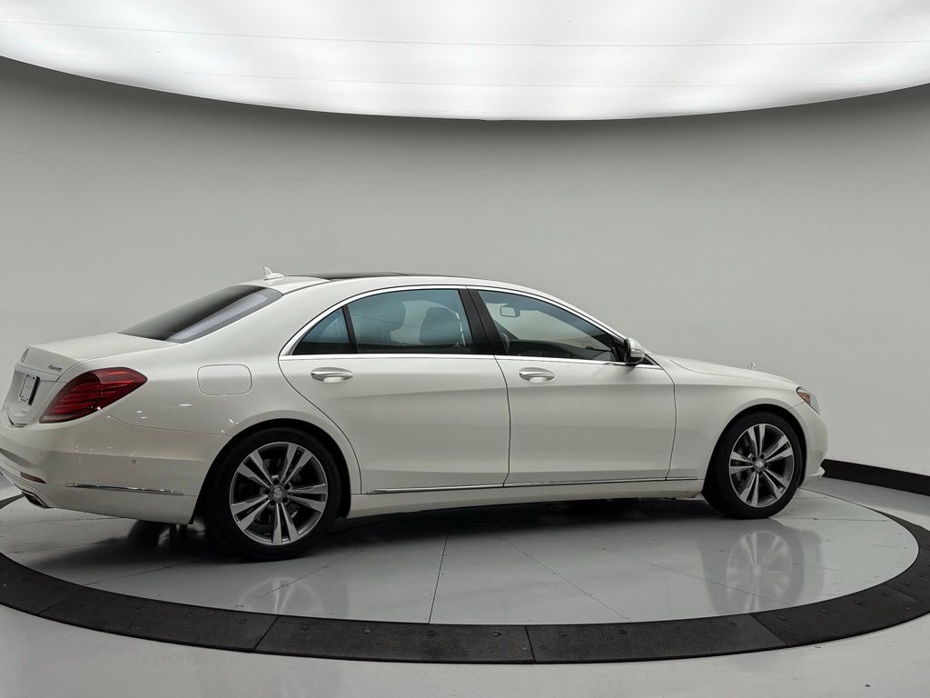 Thumbnail: 2016 Mercedes-Benz S-Class - 8