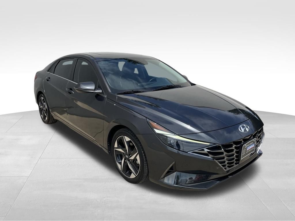Used Car 2021 Hyundai Elantra  Limited For Sale Under $25,000 In Georgetown, Texas
