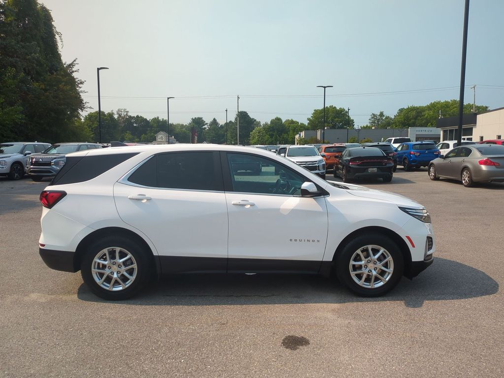 2022 Chevrolet Equinox FWD LT