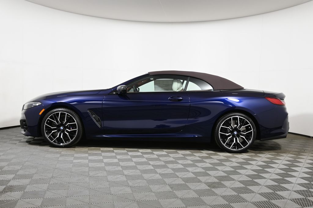 Thumbnail: 2026 BMW 8 Series - 2