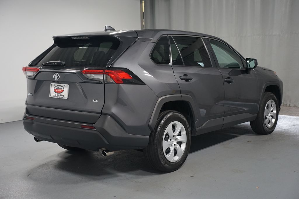 Thumbnail: 2024 Toyota RAV4 - 8