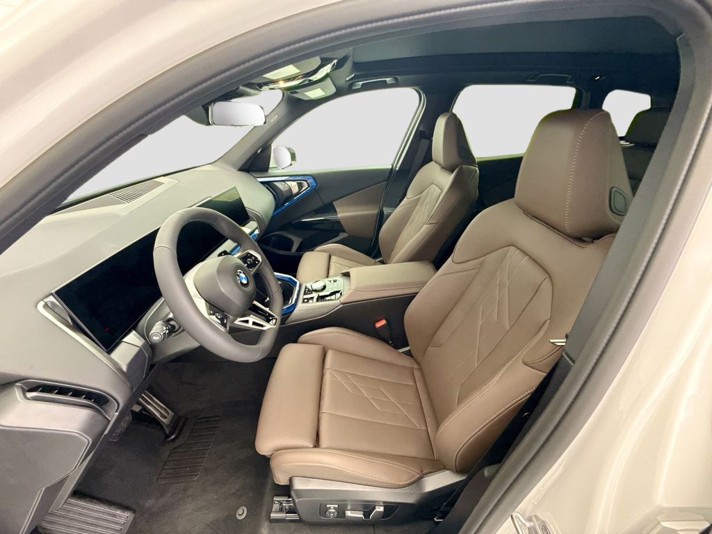 Thumbnail: 2026 BMW X3 - 18