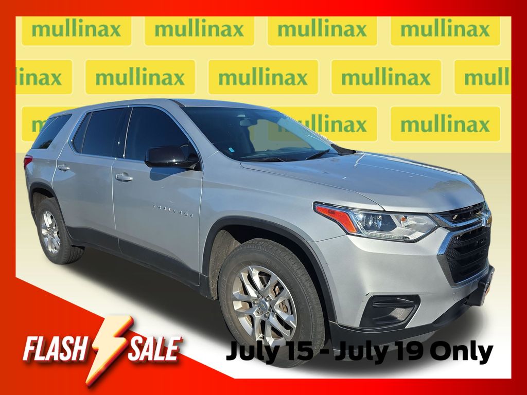 Silver Ice Metallic 2020 Chevrolet Traverse SUV / Crossover Front-Wheel Drive 9-Speed Automatic