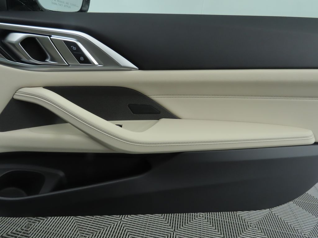 2026 BMW 4 Series M440i 26