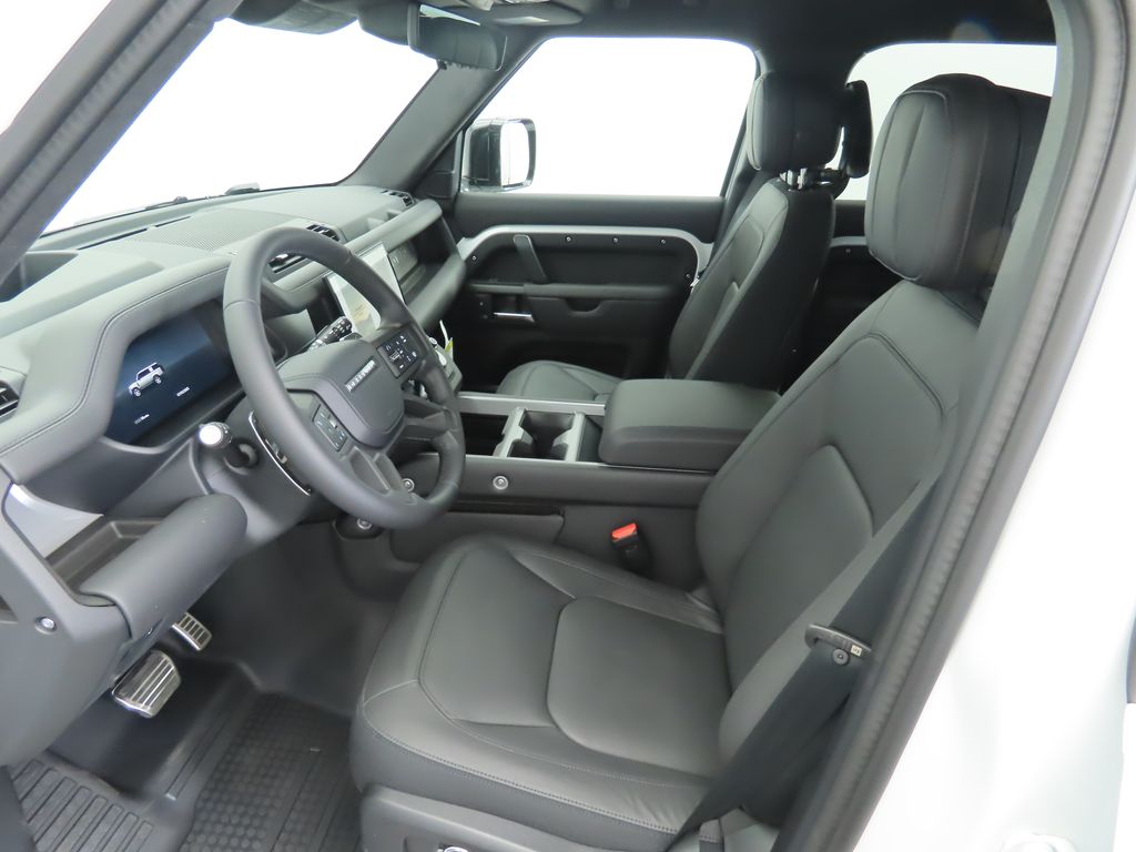 Thumbnail: 2025 Land Rover Defender - 20
