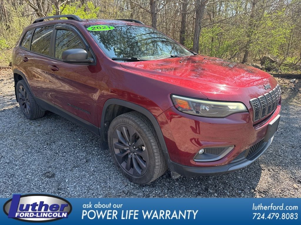 Velvet Red Pearlcoat 2021 Jeep Cherokee Latitude Lux 4WD SUV / Crossover Four-Wheel Drive 9-Speed Automatic