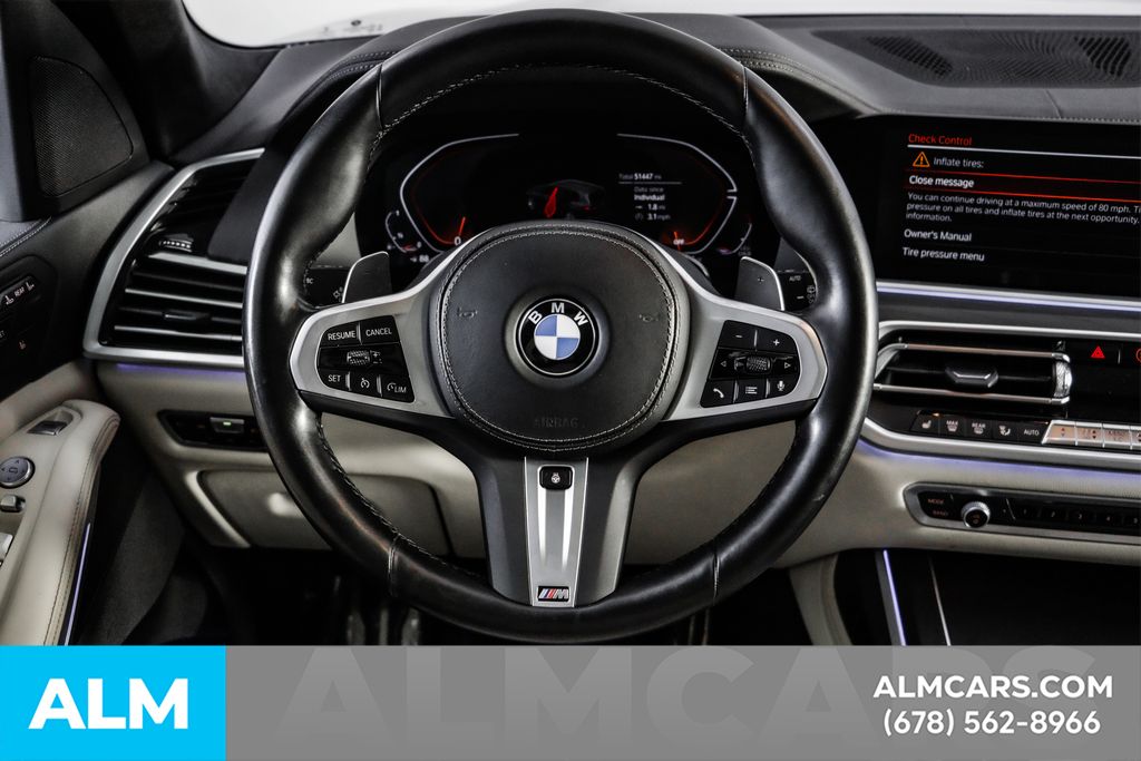 Used 2022 Black BMW xDrive40i image 28
