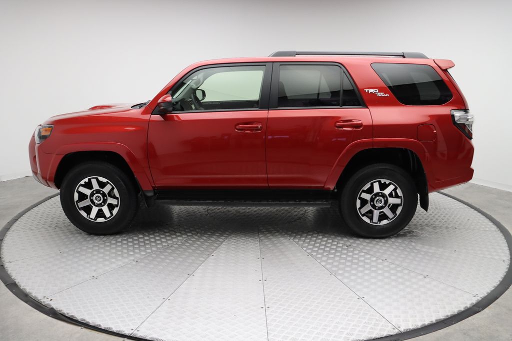 2024 Toyota 4Runner TRD Off Road 12