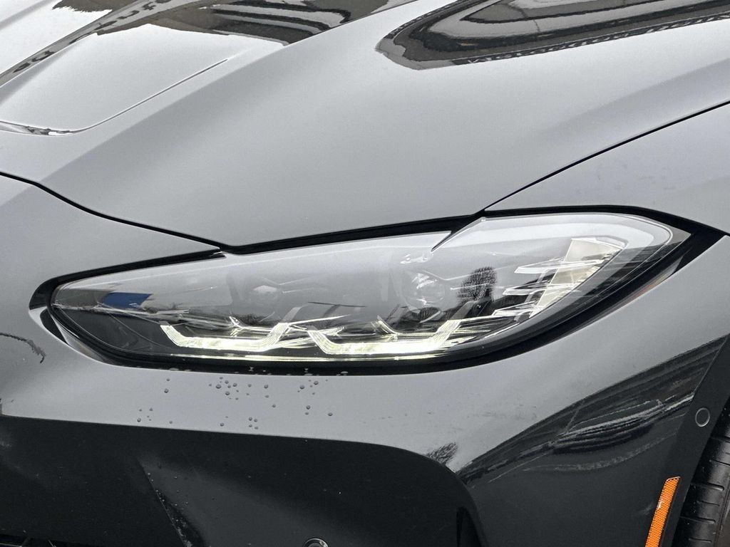 Thumbnail: 2024 BMW M4 - 3