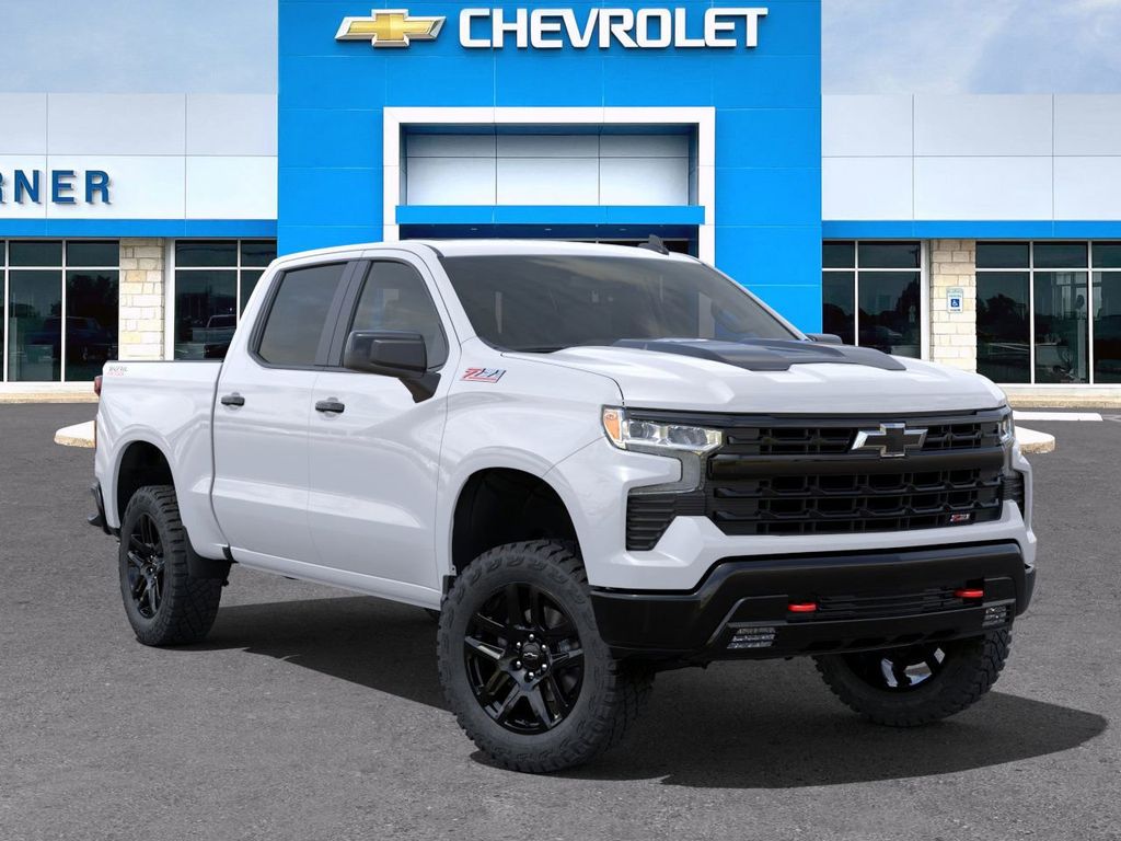 2024 Chevrolet Silverado 1500 LT Trail Boss 7