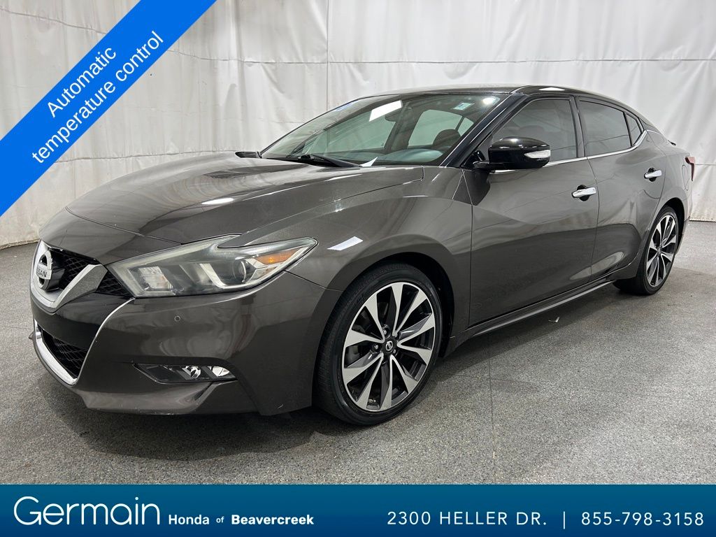 2016 Nissan Maxima SR photo 3