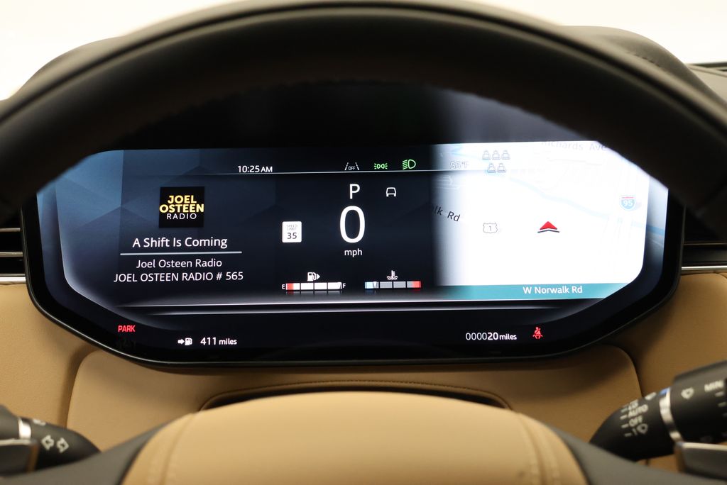 Thumbnail: 2026 Land Rover Range Rover - 20