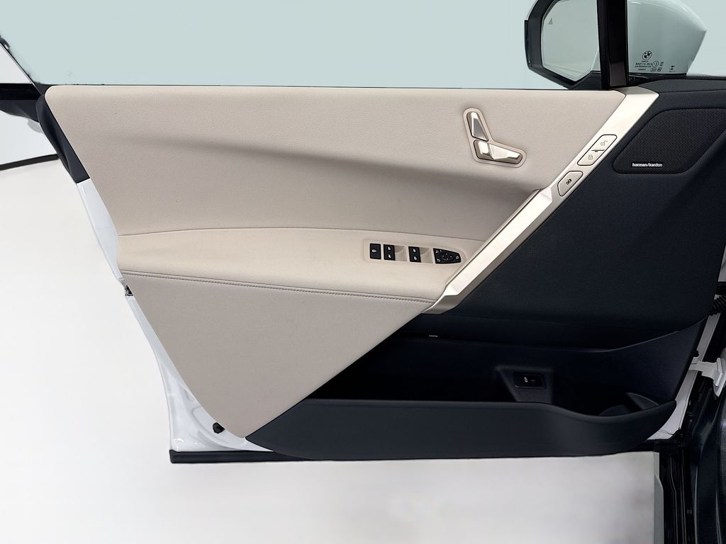 Thumbnail: 2026 BMW iX - 23