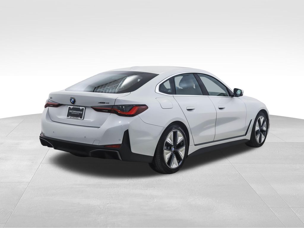 Thumbnail: 2026 BMW i4 - 5