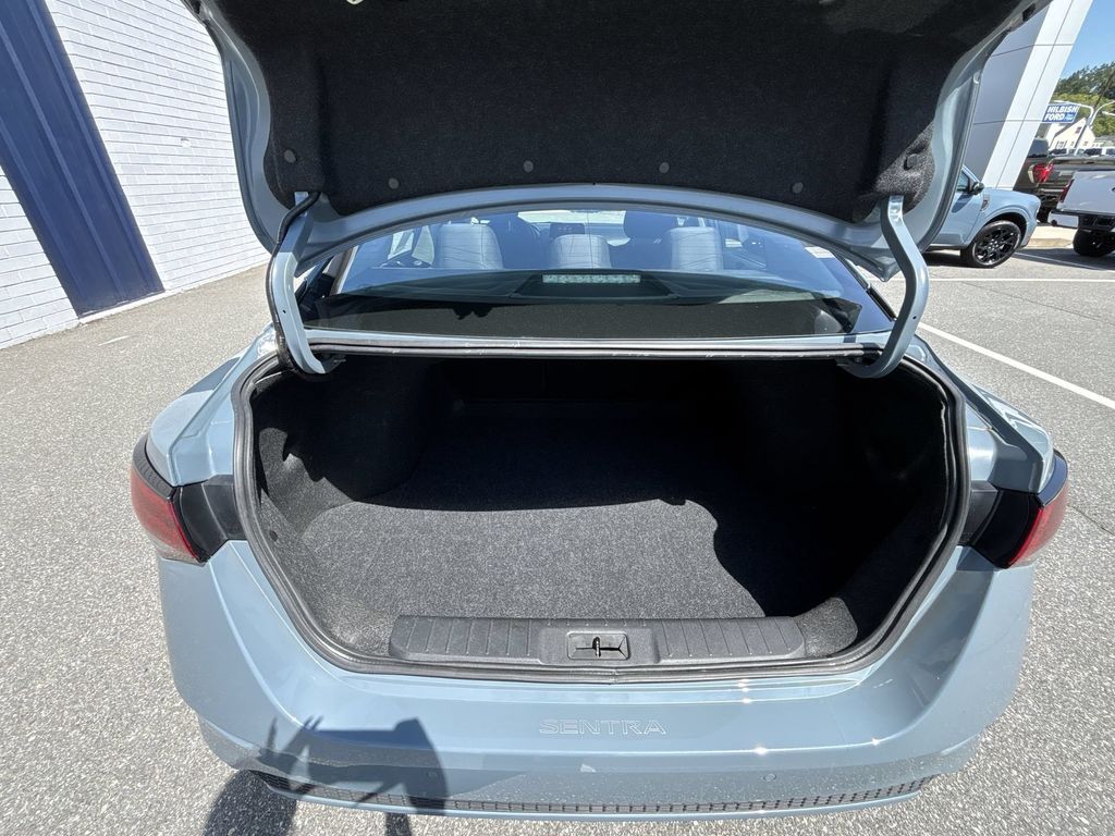 Used 2025 Atlantic Gray M Nissan SV image 21