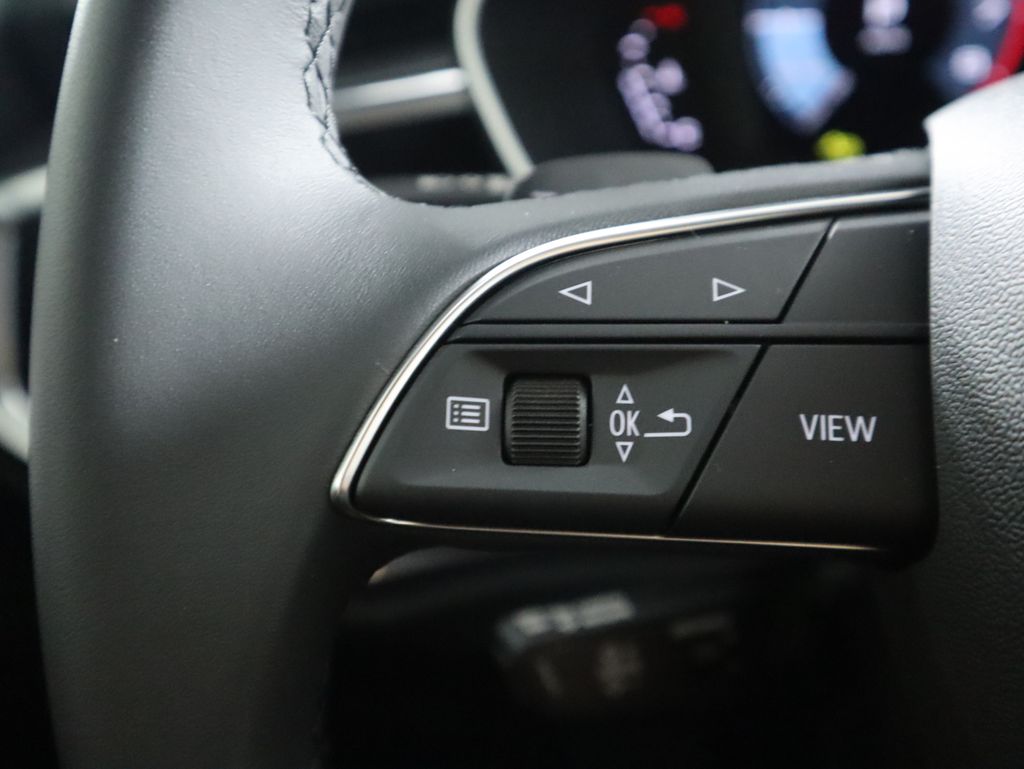 Thumbnail: 2025 Audi Q3 - 13