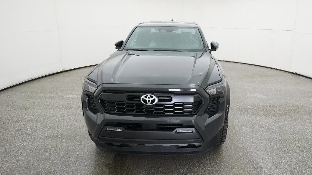 2025 Toyota Tacoma TRD Off-Road 9