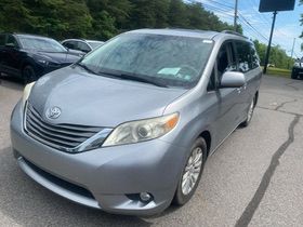 2012 Toyota Sienna