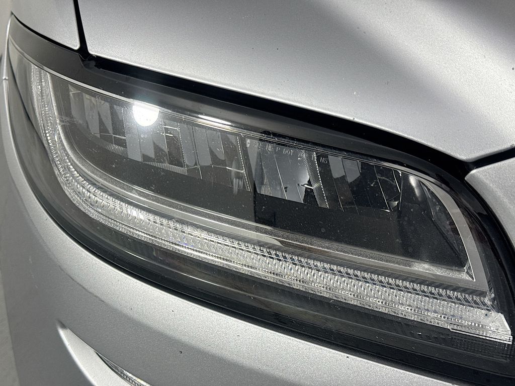 Used Car 2020 Lincoln Nautilus  Reserve For Sale Under $20,000 In Austin, Texas