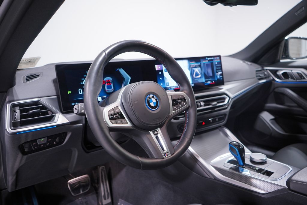 Thumbnail: 2023 BMW i4 - 6