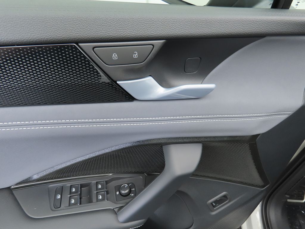 Thumbnail: 2026 Volkswagen Tiguan - 23