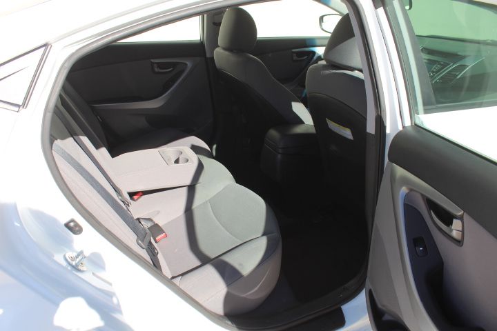 Used Car 2016 Hyundai Elantra  Se For Sale Under $10,000 In Georgetown, Texas