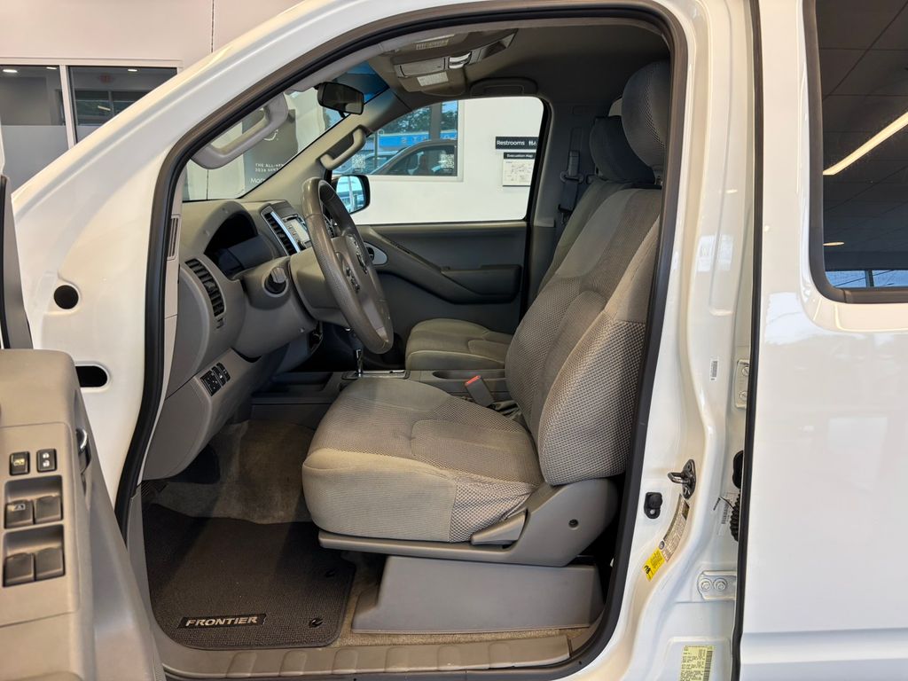 2013 Nissan Frontier SV