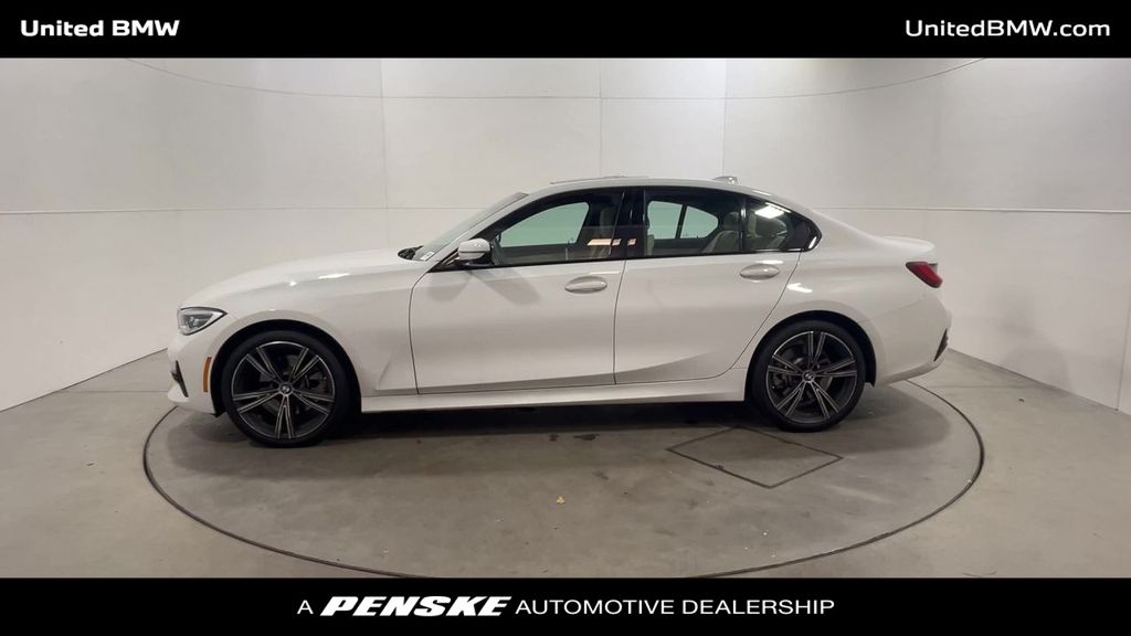 2022 BMW 3 Series 330i 5