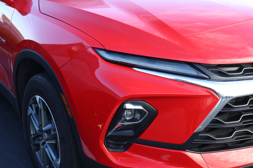 Thumbnail: 2023 Chevrolet Blazer - 4
