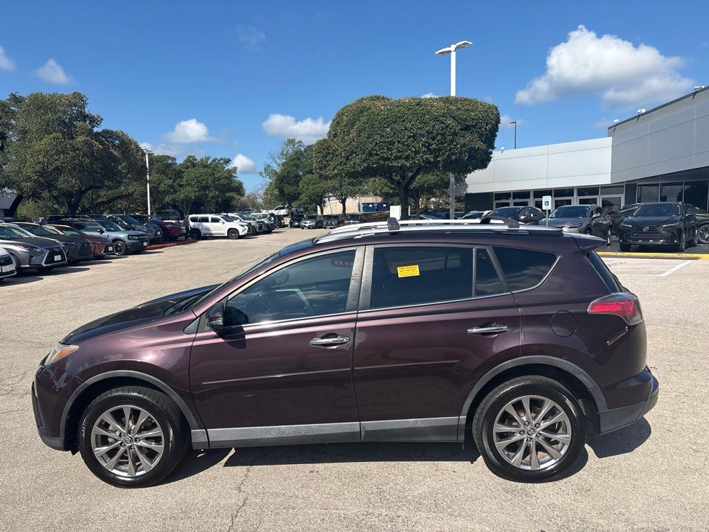 Thumbnail: 2016 Toyota RAV4 - 2