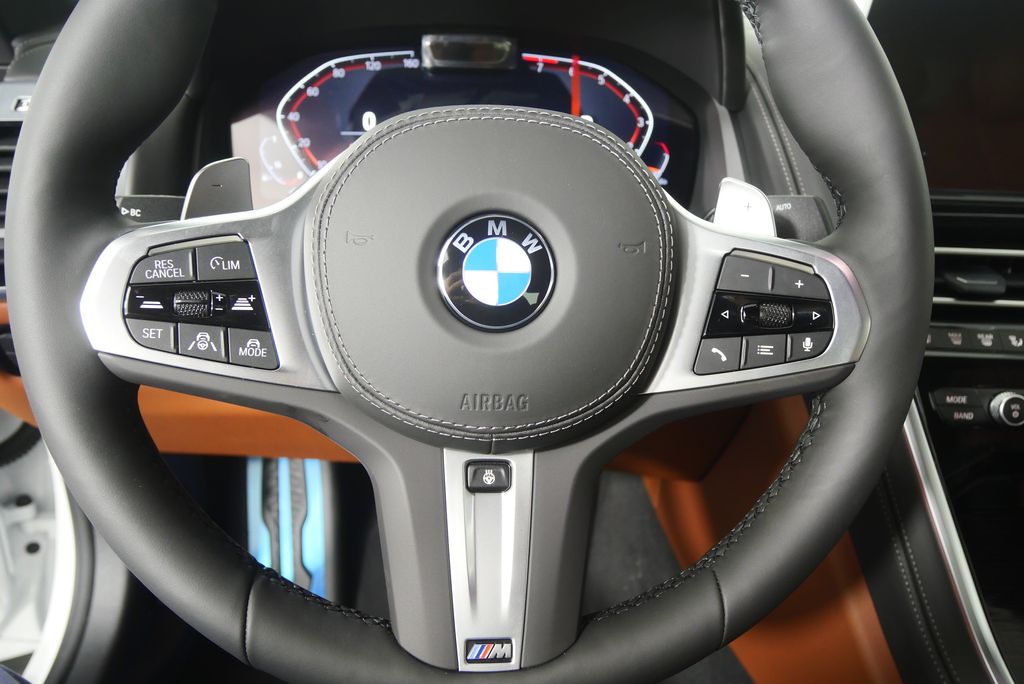 Thumbnail: 2026 BMW 8 Series - 17