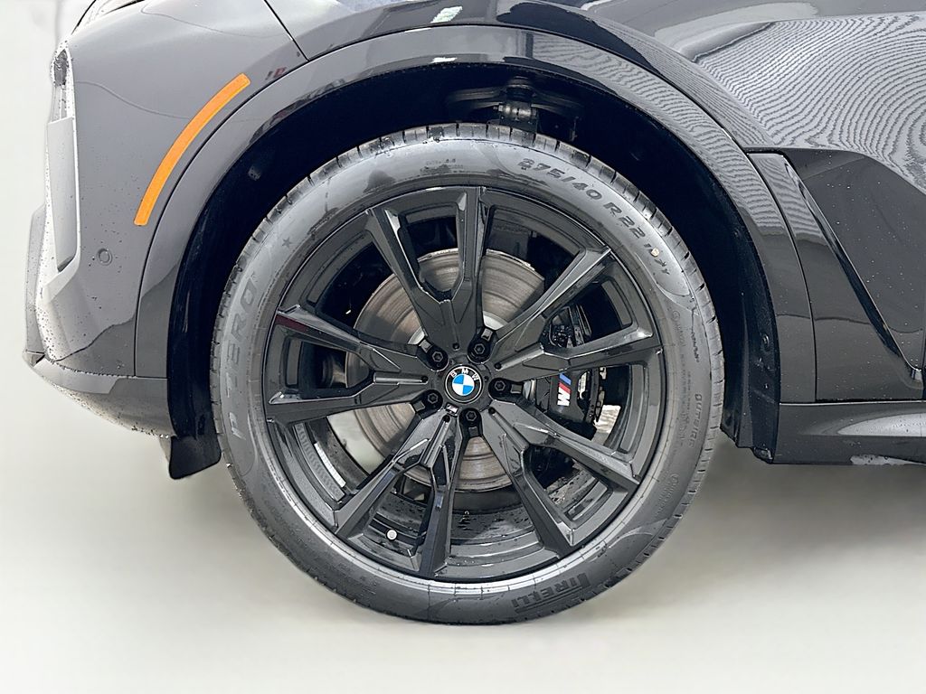 Thumbnail: 2027 BMW X7 - 2