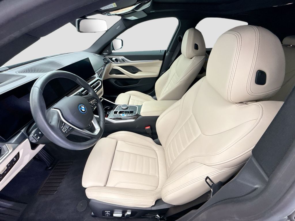 Thumbnail: 2023 BMW i4 - 18