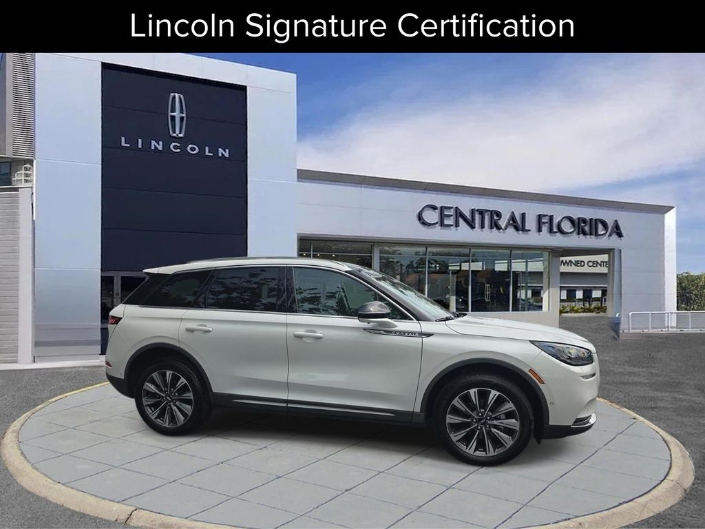 2022 Lincoln Corsair Reserve FWD